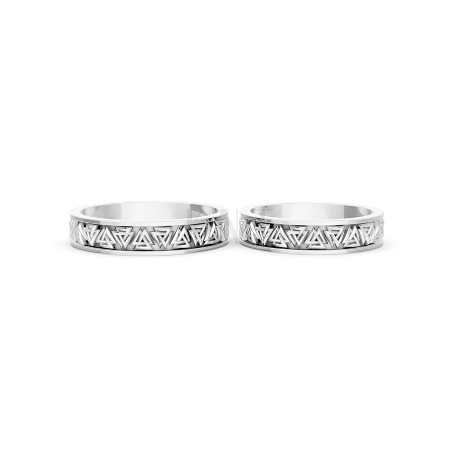 Nhẫn cưới E866 họa tiết hình tam giác đan xen tinh xảo màu vàng trắng White Gold vàng sáng bóng, thiết kế trẻ trung