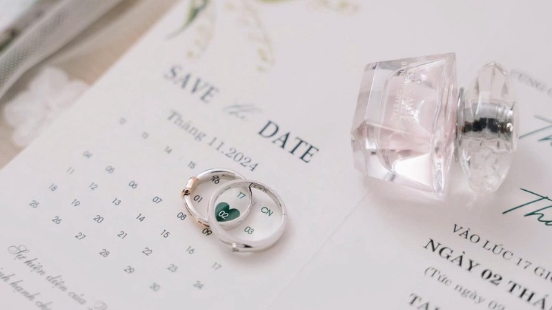 Nghi thức trao nhẫn cưới là lời cam kết hôn nhân xuất phát từ sự tự nguyện của cả hai