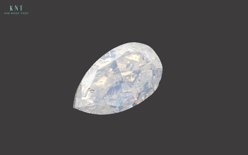 Vẻ đẹp thuần khiết của kim cương trắng