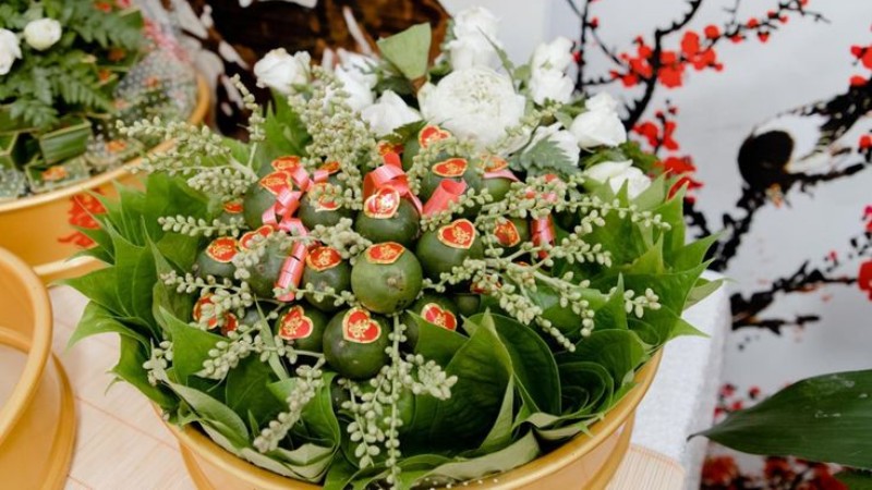 Tráp trầu cau đại diện cho sự mở đầu tốt đẹp của hai bên gia đình