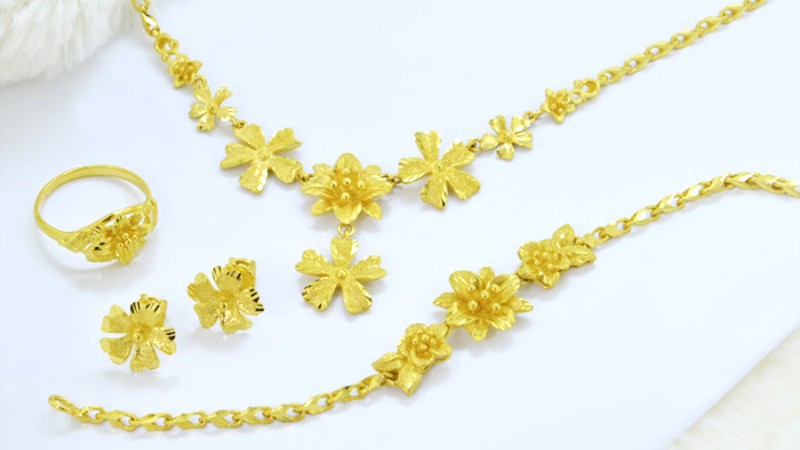 Gold Filled là loại trang sức được tạo thành từ một lớp vàng thật với lõi kim loại nền