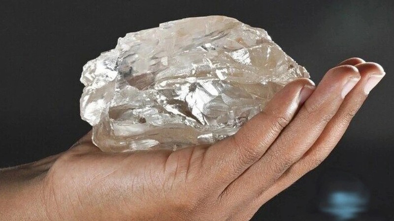 Viên kim cương từ mỏ Karowe 2024
