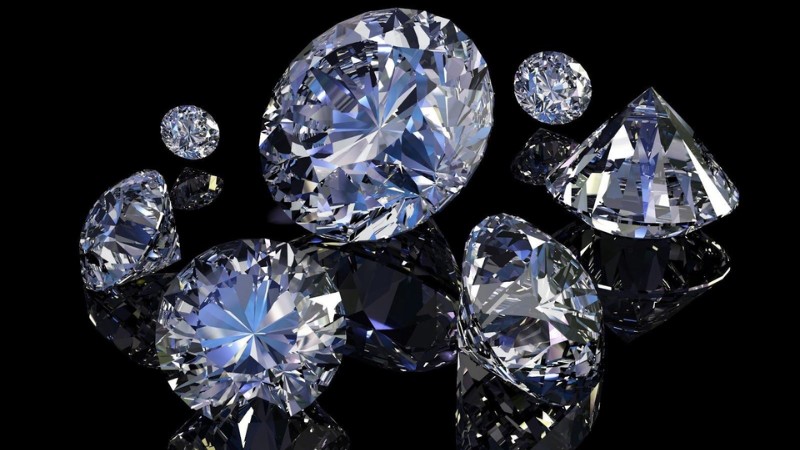 Chọn kim cương nước G giác cắt đạt từ Excellent để viên kim cương có độ lửa rõ ràng