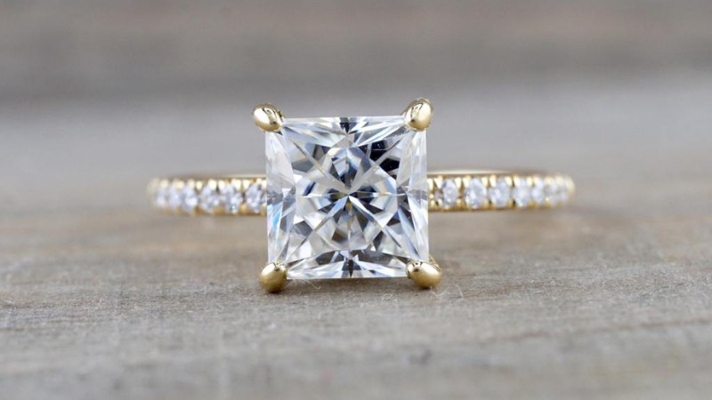 Princess là kiểu giác cắt dáng vuông phổ biến nhất