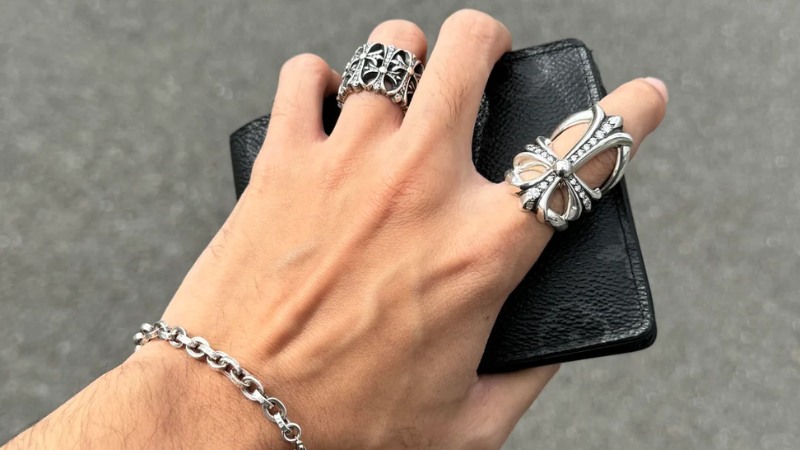 Bảo quản nhẫn Chrome Heart để nhẫn luôn sáng bóng và bền đẹp