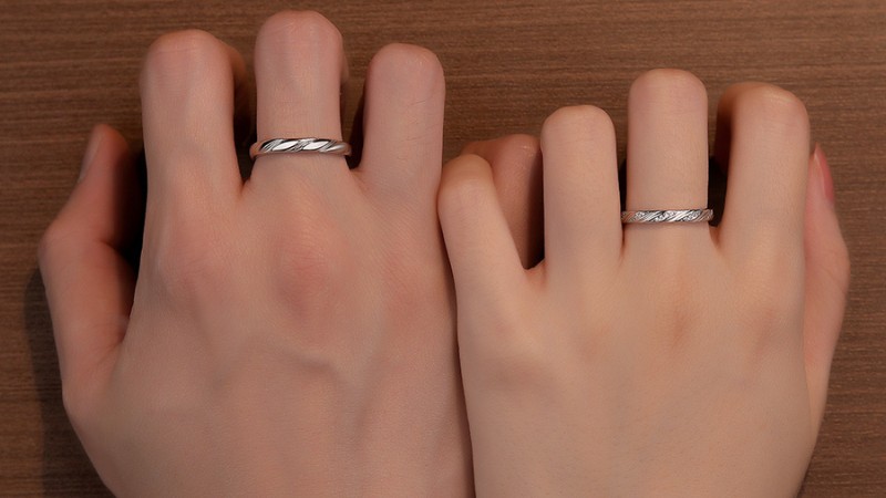 Nhẫn cưới bản nhỏ mang lại cảm giác thoải mái và dễ chịu khi đeo