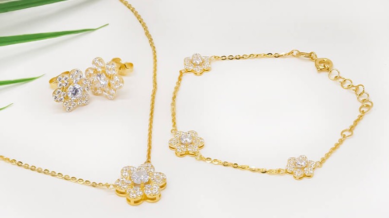 Vàng 12K thường được lựa chọn cho các sản phẩm trang sức sử dụng hằng ngày