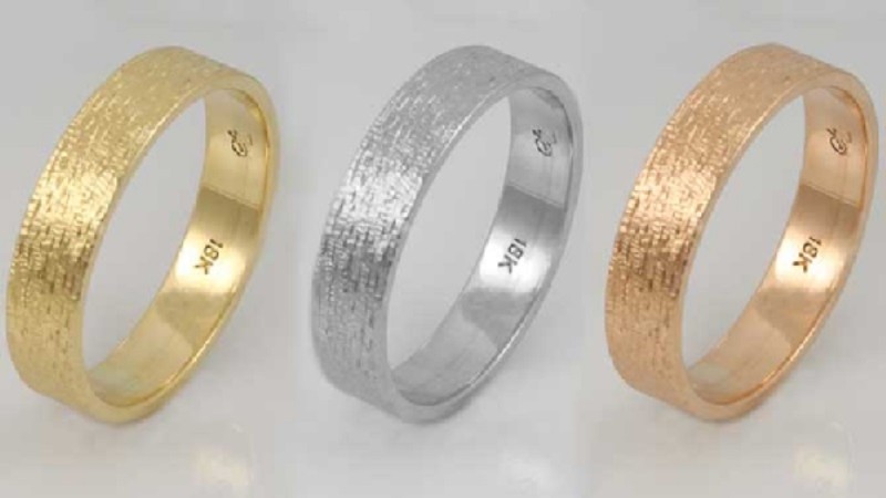 Nhận biết tuổi vàng qua ký hiệu khắc bên trong lòng nhẫn