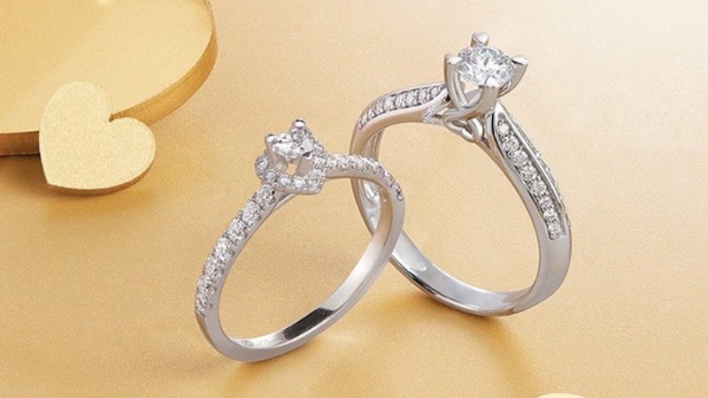 Vàng Ý phù hợp phong cách trang sức tinh tế và có phần cổ điển