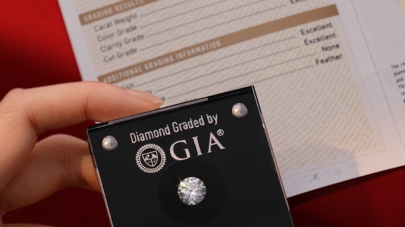 GIA là một trong những tổ chức giám định đá quý có hệ thống tiêu chuẩn được sử dụng rộng rãi trên toàn cầu
