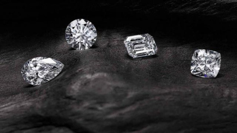 Đá Moissanite độ cứng và độ bền cao, phù hợp với phân khúc trang sức cao cấp