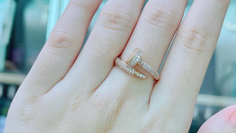 Vàng 600 nổi bật với độ bền và độ cứng cao